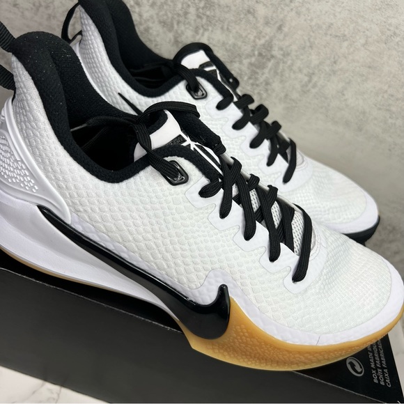 Nike Kobe Mamba Focus Sneakers - Picture 12 of 16